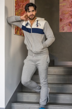 sports wear